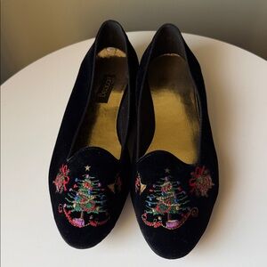 Beacon Black Christmas Embroidered Flats